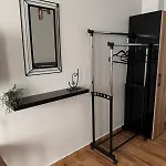 Apartment Goldy With Private Garden Burgas