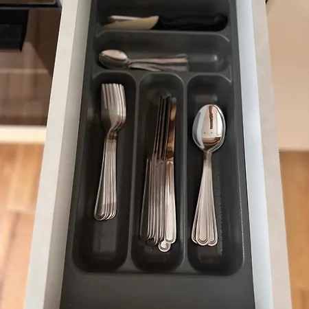 アパート Goldy With Private Garden ブルガス