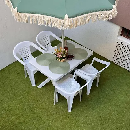 Goldy With Private Garden * בורגאס
