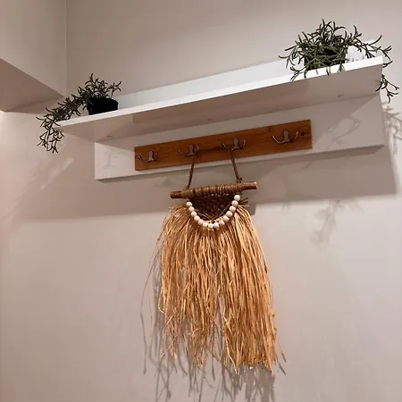 Goldy With Private Garden Apartment Burgas City