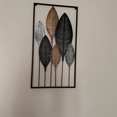 Goldy With Private Garden Apartament