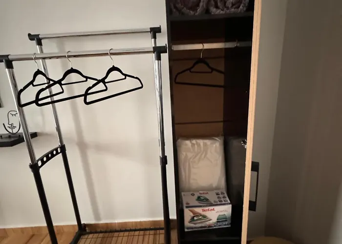 Goldy With Private Garden